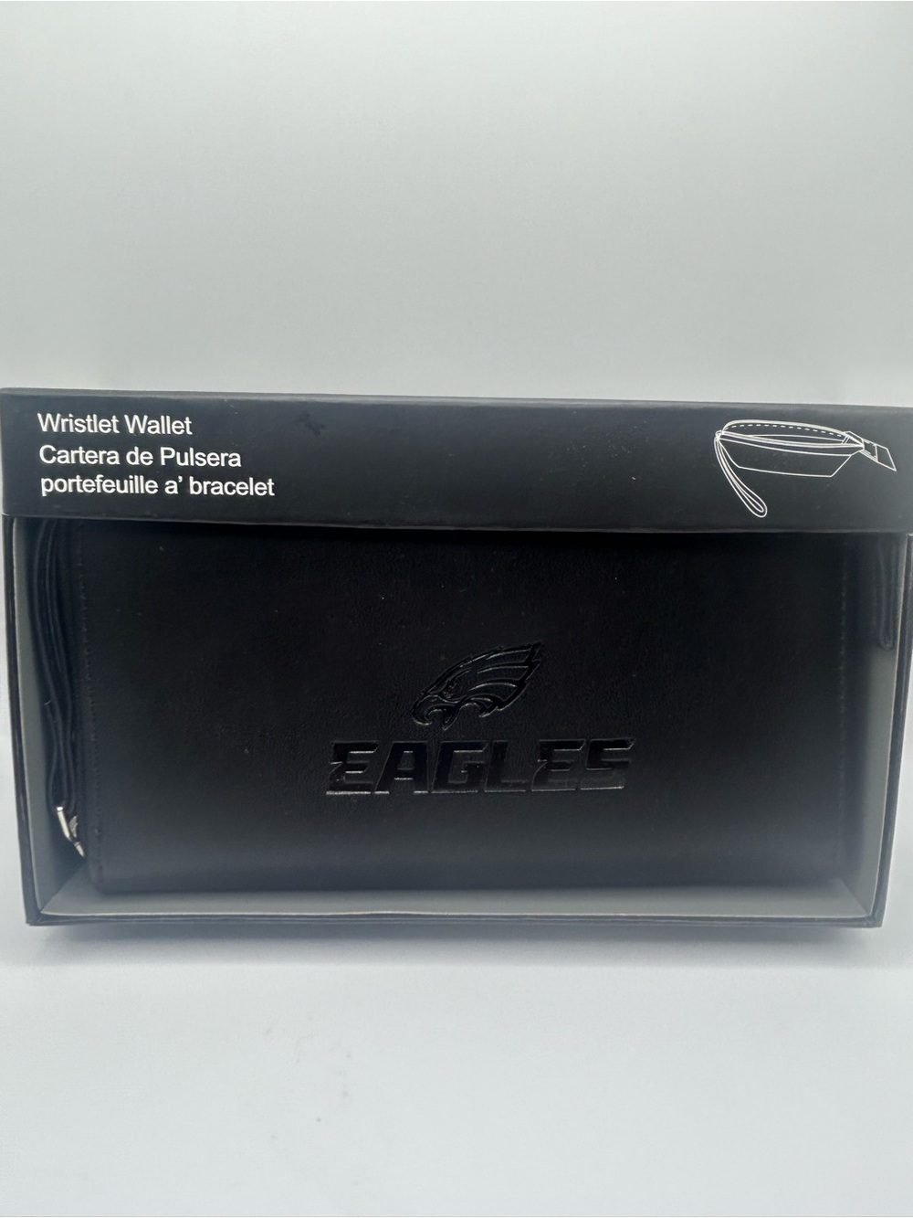 🆕 Philadelphia Eagles Embossed Black Wristlet Wallet 🦅